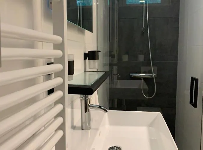 Semesterbostad De Spitse Egel: Ontdek De Pareltjes In De Natuur!